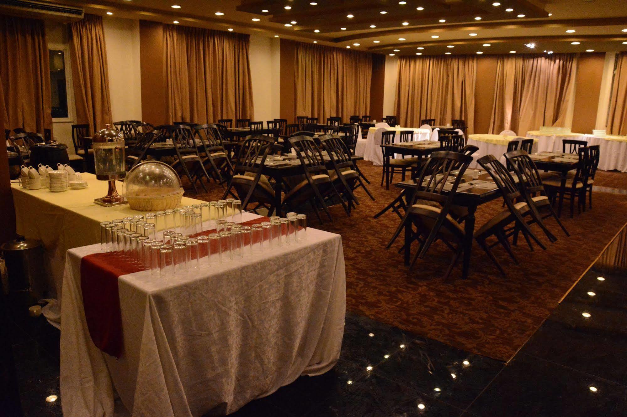 Sandy Le Oriental Hotel Amman Ngoại thất bức ảnh